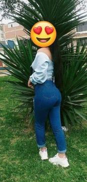 Linda señorita carismática