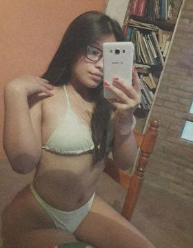 Kinesiologa peruana alta y hermosa