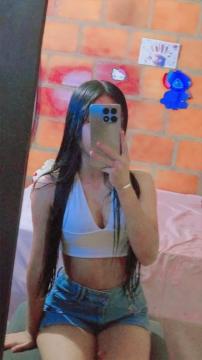 Bellas anfitrionas a1 universitarias